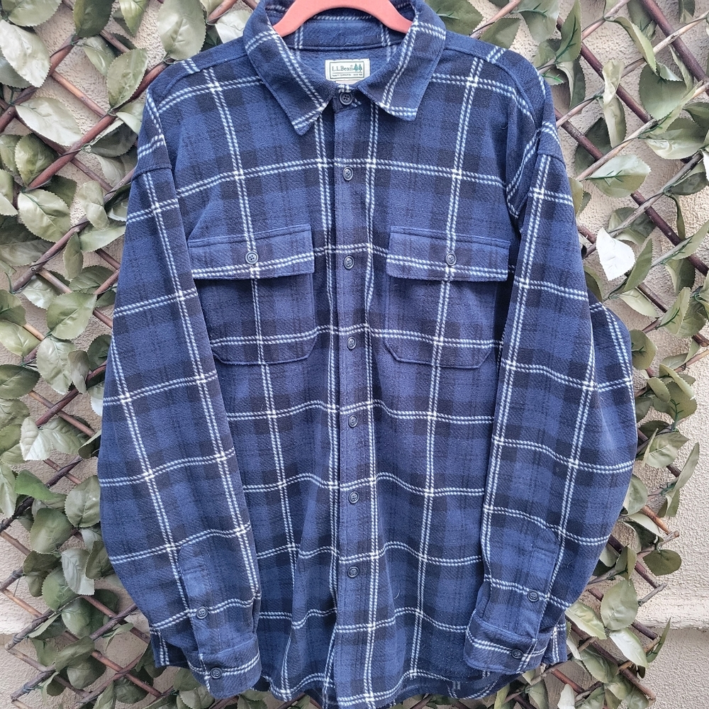 Vintage LL Bean Shirt Mens Large White Blue White Plaid Flannel Button Up